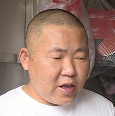 DƬ